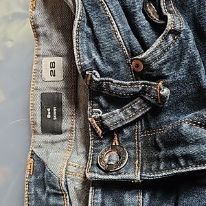 Like new Volcom Jeans size 28